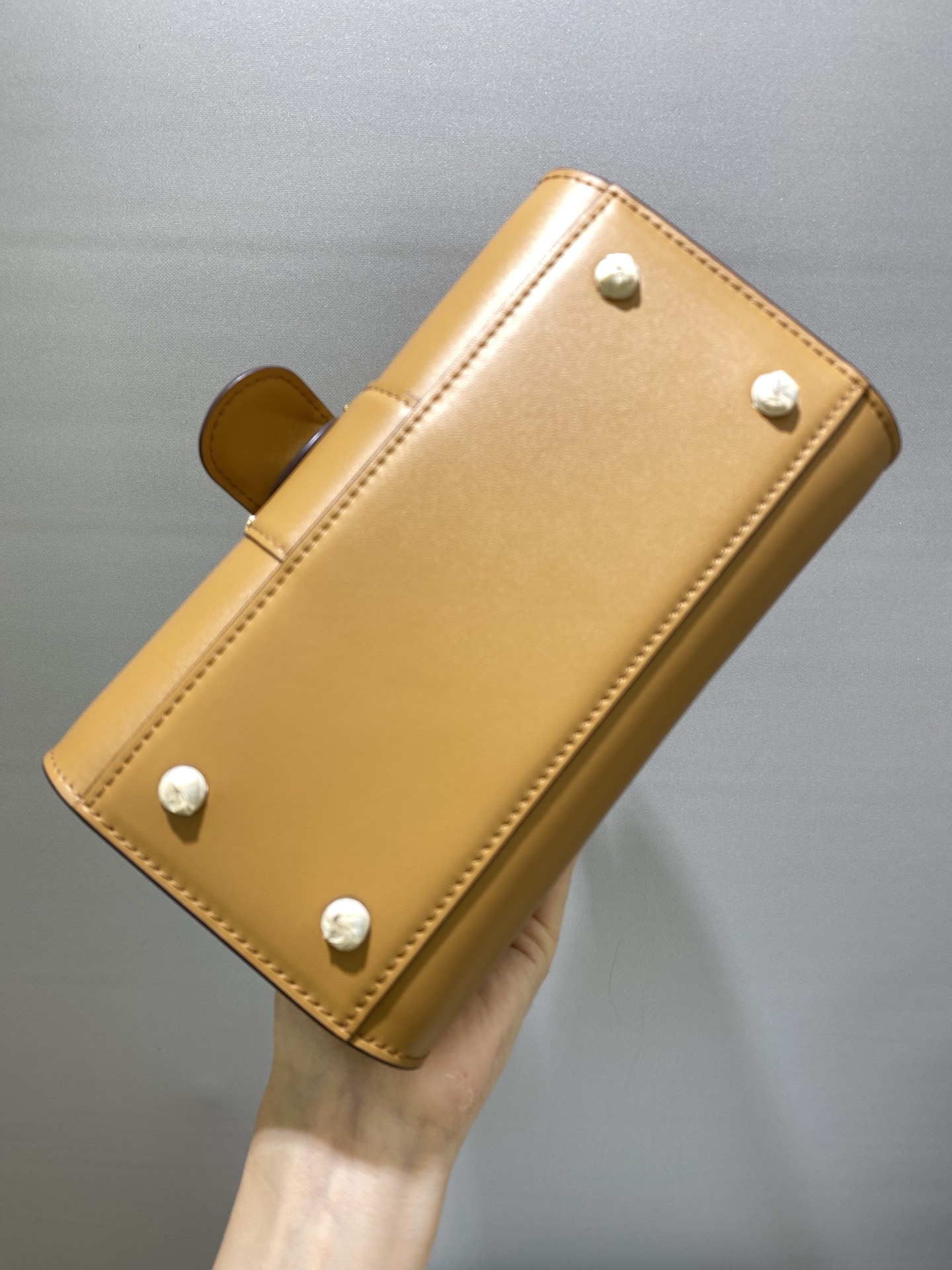 델보 브리앙 박스백 미니